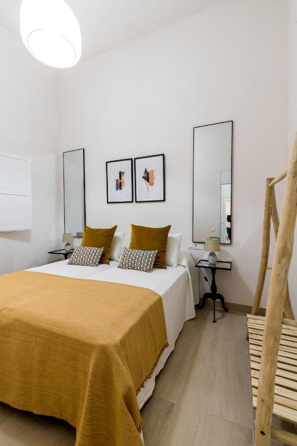 Behouse Cuna Sevilla Bagian luar foto